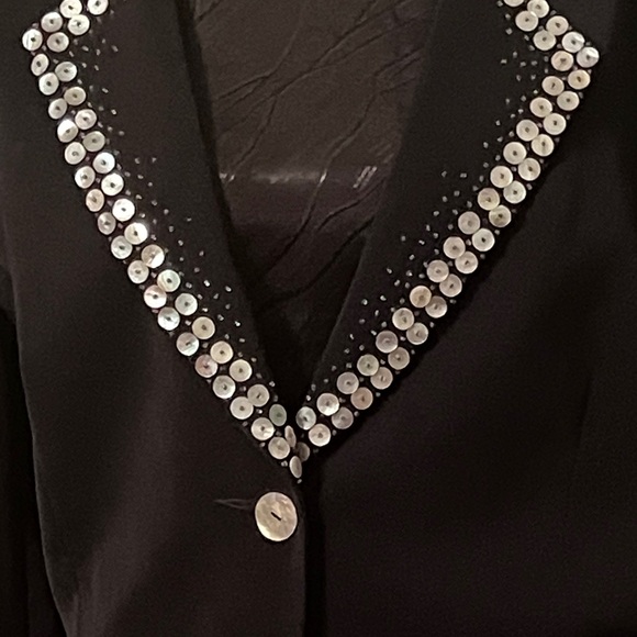Elegant Black Jacket with Silver Accents - Picture 2 of 4